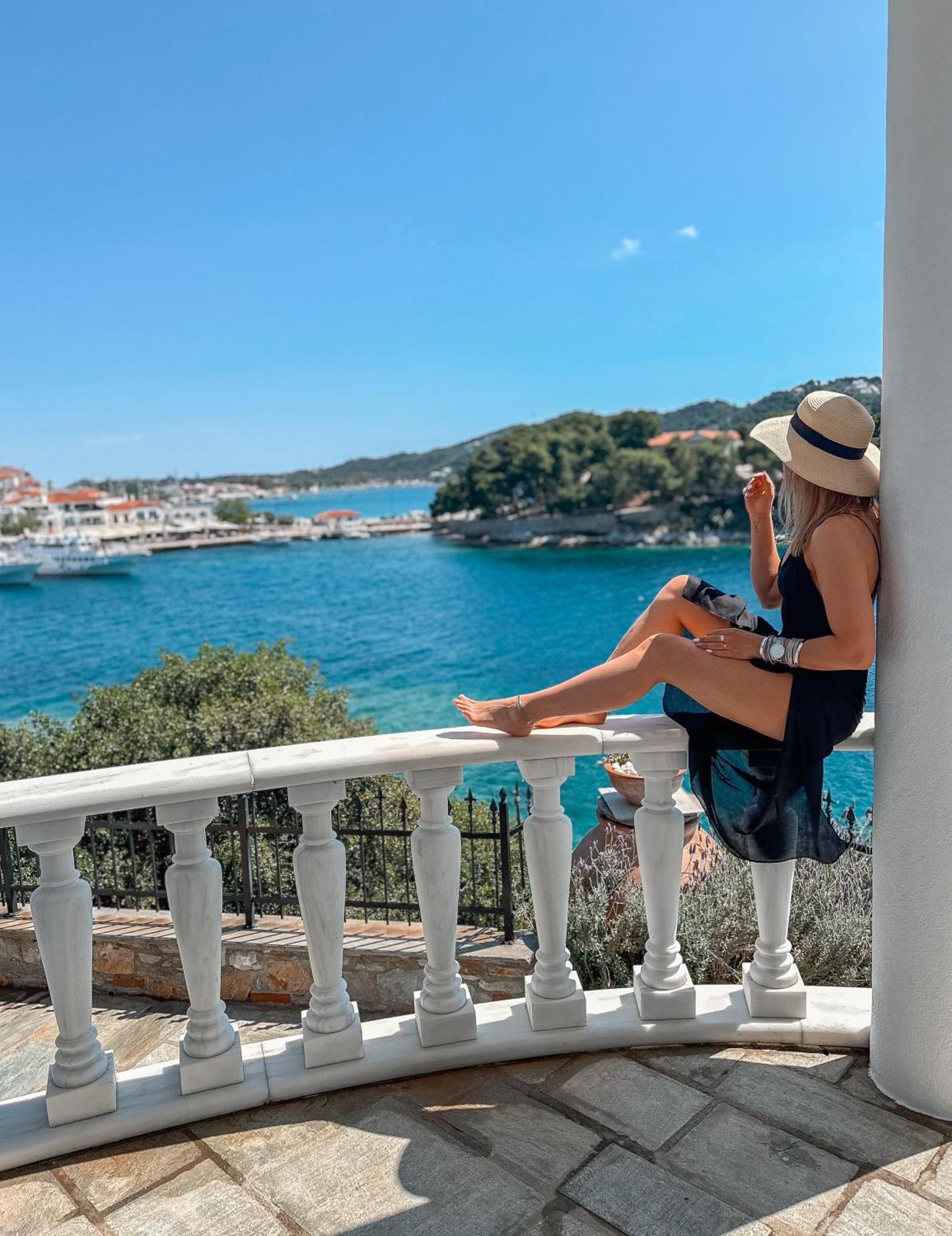 Ourania'S Mansion Hotel Skiathos Town Exterior photo